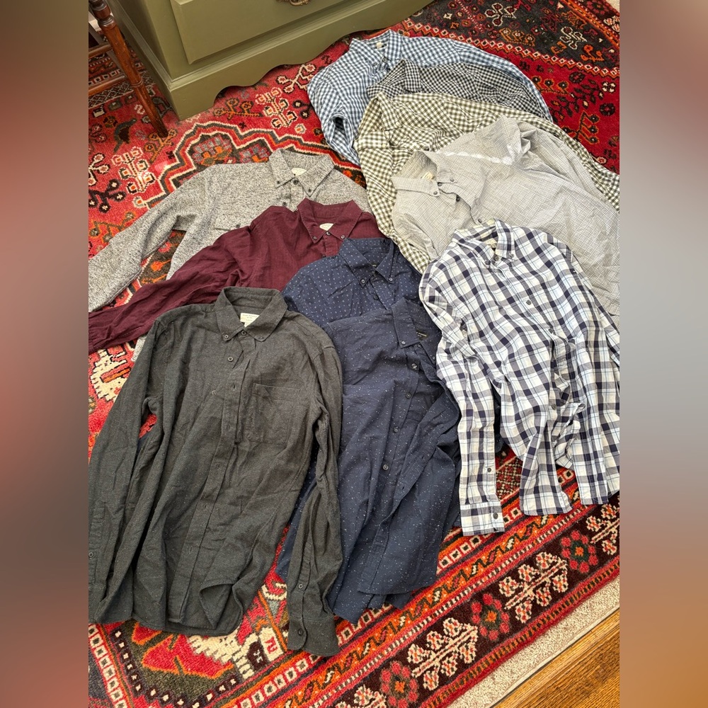 10 Club Monaco Button Up Shirts, Men’s size small